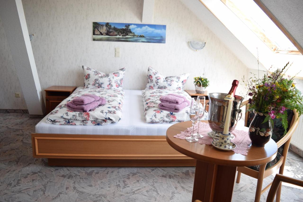 Hotel Carola Schoenheide Екстер'єр фото